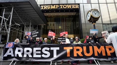 Adams Nypd Commissioner Hold Security Briefing Ahead Of Trump Arraignment Control Yourselves