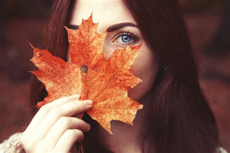 Wallpaper Face Leaves Women Portrait Blue Eyes Looking At Viewer