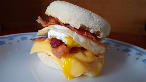 Bacon Breakfast Sandwich Bacon Breakfast Sandwiches, Eggs Benedict ...