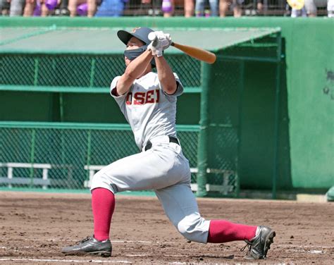 ＜札幌光星・札幌南＞3回2死一、三塁、有賀が左越え3ランを放つ ― スポニチ Sponichi Annex 野球