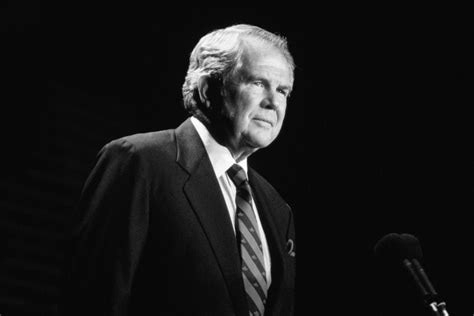 Pat Robertson Conservative Evangelist And Christian Coalition Founder