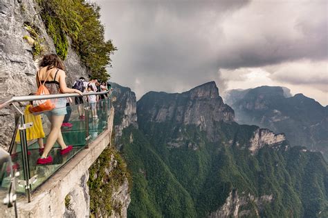 Terrifying Glass Bridges Around the World