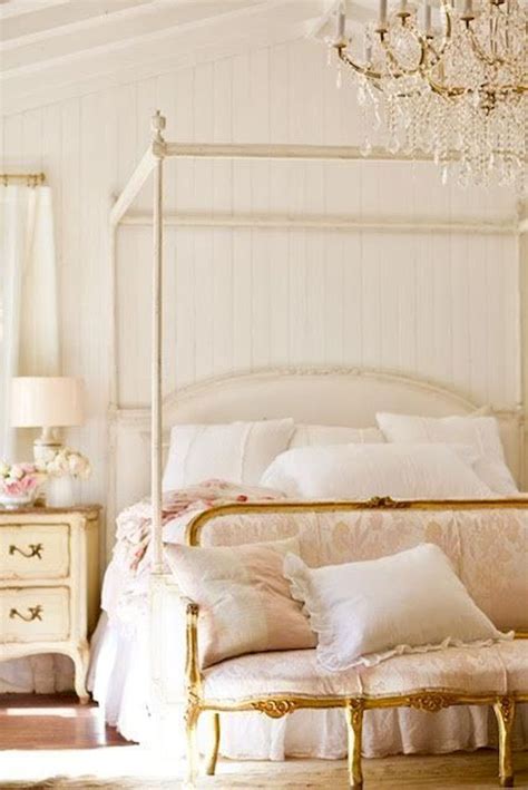 70 Simple French Country Bedroom Decor Ideas On A Budget French Country Decorating Bedroom