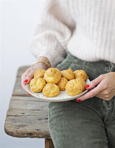 Gougères au gruyère et au cumin pour 4 personnes Recettes Elle à Table