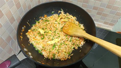 Street Style Schezwan Rice How To Make Egg Schezwan Fried Rice Easy