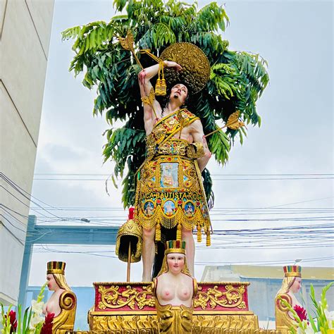 Los residentes siguen el tiempo en bloomington para planear viajes 18