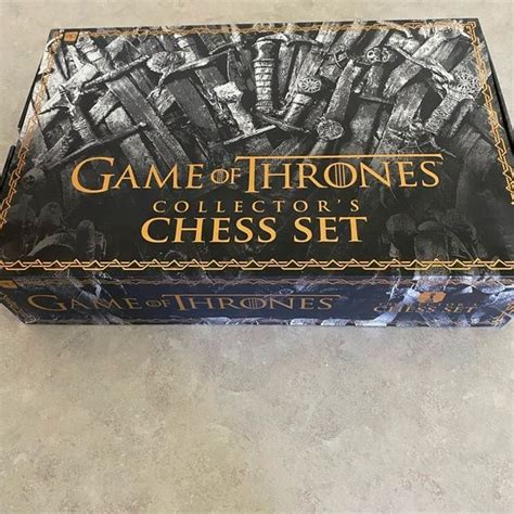 Game of Thrones chess set Games, Design, Art, Game Of Thrones, Toys ...