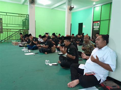 Khidmat Kiai Pagar Nusa Bojonegoro Doa Bersama Jelang 1 Abad NU