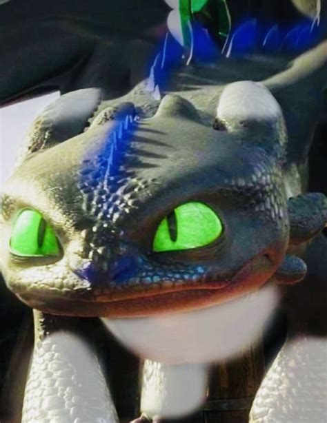 Pin De ← ꪑꪖꪹỉ → En ️‍️httyd