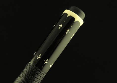 Pool Cue Honey Birdd Eye Maple IQ Cues