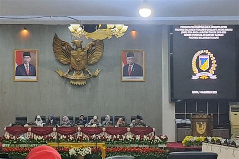 Kepala Dpmptsp Sulteng Hadiri Rapat Paripurna Pengucapan Sumpah Anggota