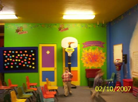 Children's Church Classroom Designs http://www.childrens-church-ministry.com/gospel-light ...