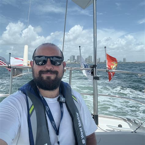 Miami - On one of Miami Beach’s richest streets, neighbors are clashing