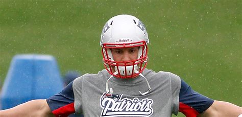 Patriots Rob Gronkowski Cleared To Play