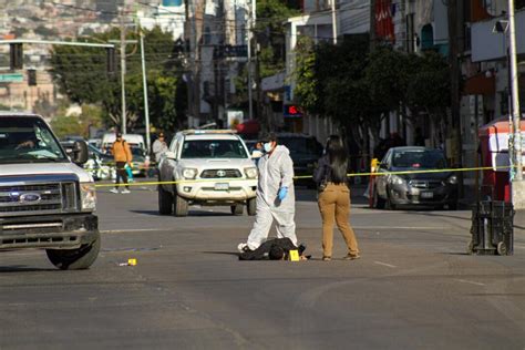 Atacan a Policía Municipal en Tijuana hay un sicario abatido y dos