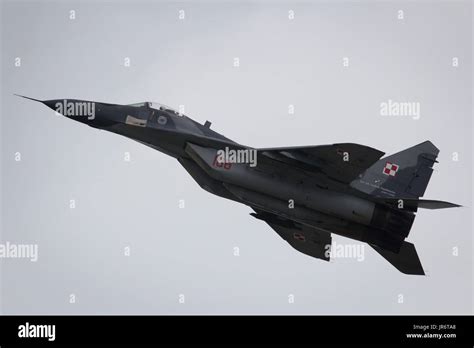 Mikoyan Mig Fulcrum Hi Res Stock Photography And Images Alamy