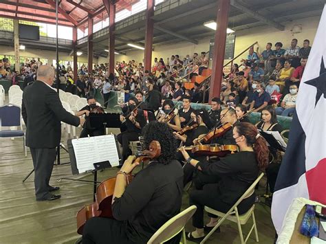 Universidad Aut Noma De Chiriqu Realizan Acto De Graduacion En El Cruba