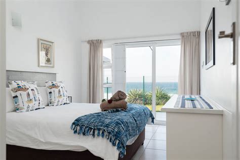 The Beach House | Edward Place Ballito | 5 Bedroom Holiday Home