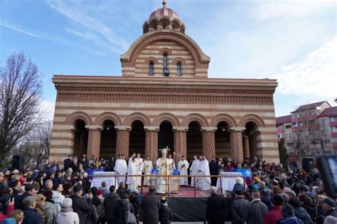 Sfin Irea Apei De Botezul Domnului N Eparhii Din Muntenia I Dobrogea