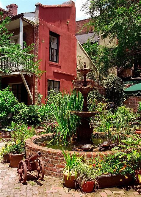 New Orleans - French Quarter Courtyard "Hotel Maison de Ville ...