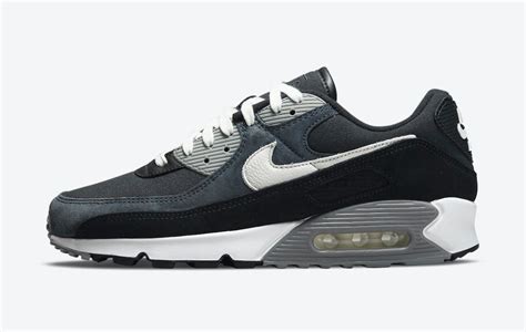 Classic Canvas and Suede Hit This Nike Air Max 90 Premium - Sneaker Freaker