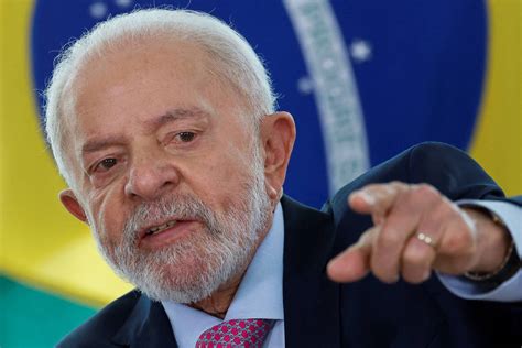 Lula Liberado Para Viagens A Reas Ap S Exame Em Bras Lia