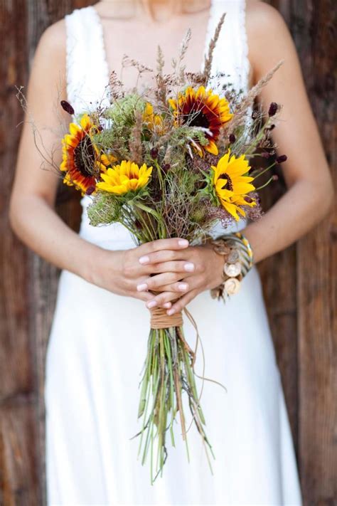 Blumenstrauß mit Sonnenblumen Heiraten mit braut de