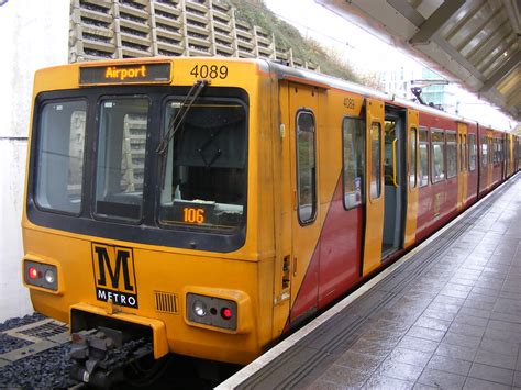 Tyne Wear Metro 4089 Newcastle Airport Tyne Wear Metr Flickr