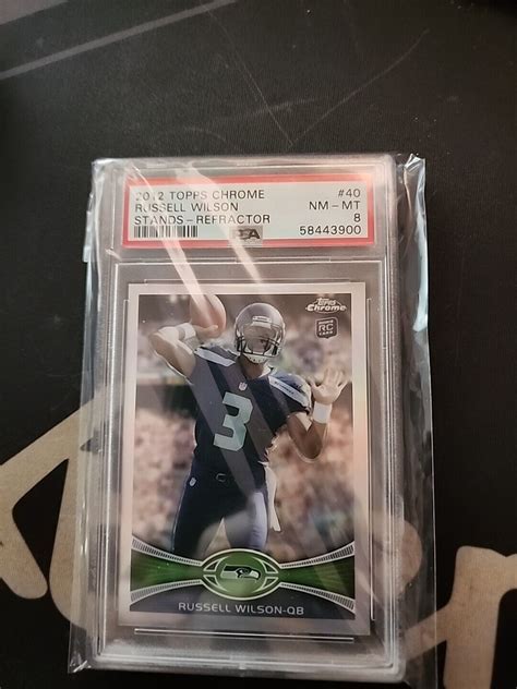 2012 TOPPS CHROME RUSSELL WILSON 40 STANDS REFRACTOR ROOKIE RC PSA 8