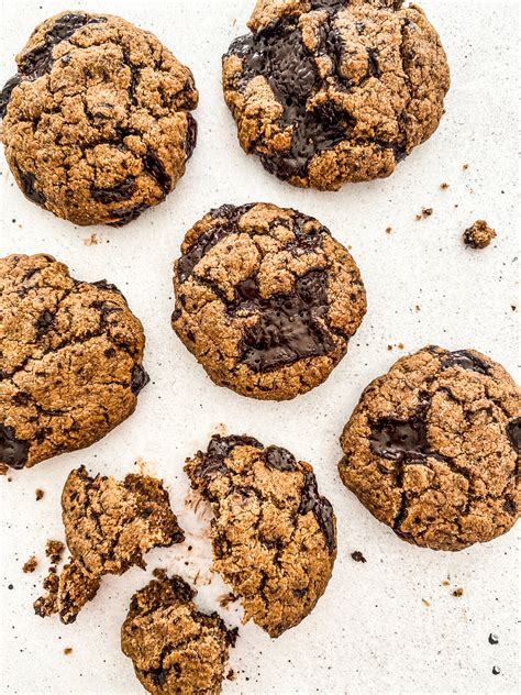 Choc Chunk Almond Butter Cookies [vegan] Liv Kaplan Healthy Recipes