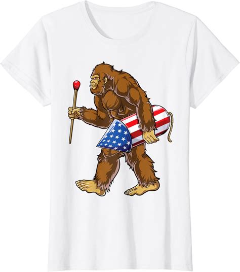 Bigfoot Fireworks 4th Of July Men Sasquatch American Flag US T Shirt