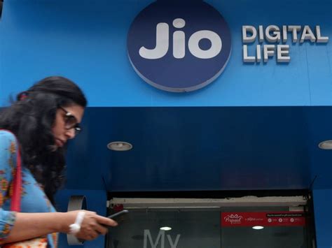 Jio Diwali Offer Get Gb Data For A Year At Rs With