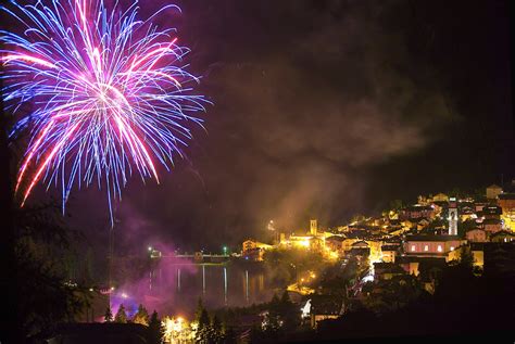 Fuochi D Artificio Sul Lago Di Carona Pagina Valle Brembana