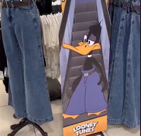 Oficialmente C A Lanz Los Pantalones Para Tienda