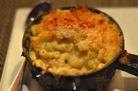 Examples Of Oozy Macaroni And Cheese Porn For A Slow Friday Food Republic