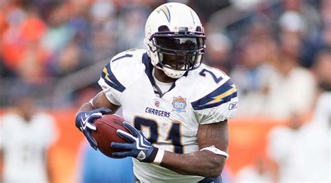 Pro Football Hall of Fame Finalists List includes LaDainian Tomlinson ...