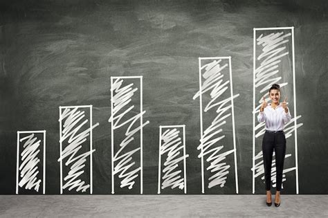 forming uninterrupted progression images    freepik