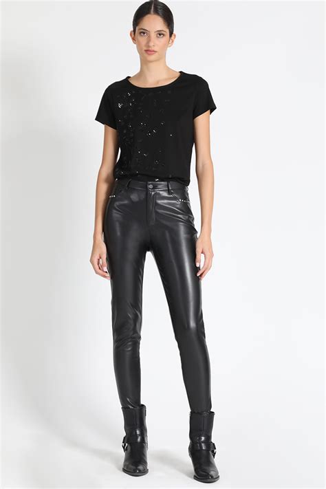 Ripley PANTALÓN SKINNY TIRO MEDIO EFECTO CUERO NEGRO LIOLA