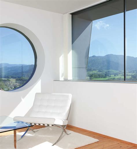 Unique And Compelling Round Windows For Every Room