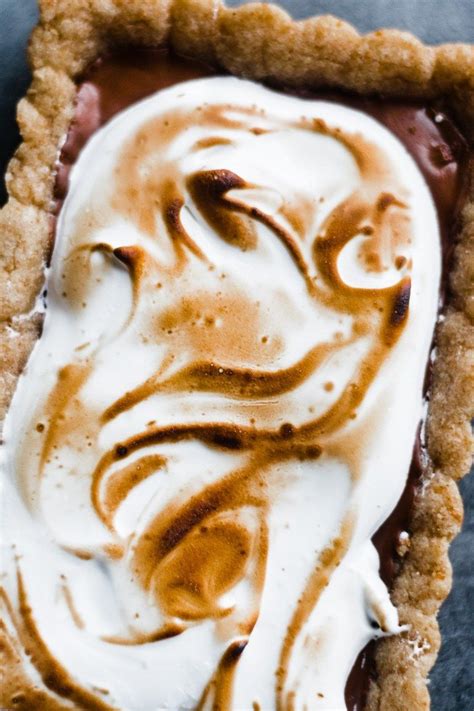 S Mores Tart With Toasted Marshmallow Meringue Blue Bowl Recipe