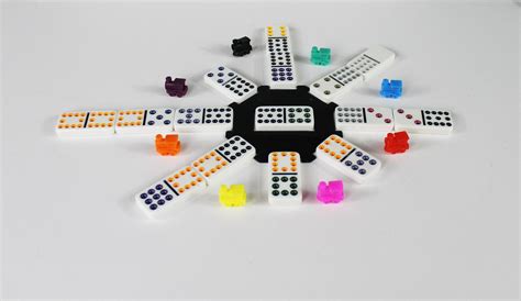 Amazon.com: Cardinal Mexican Train Domino Game with Aluminum Case: Toys ...