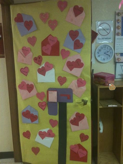 Valentine S Day Classroom Door Decoración San Valentín Preescolar Decoracion De Aulas