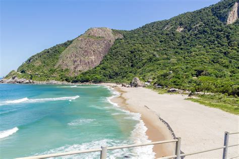 Prainha No Rio De Janeiro A Praia Preferida Pelos Surfistas Tem Menos