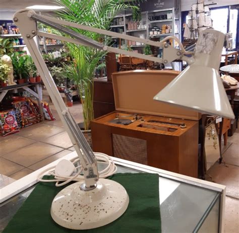 Vintage Angle Poise Desk Lamp In White A F Anglepoise Vinterior