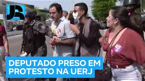 Deputado federal Glauber Braga é detido durante ação da desocupação da