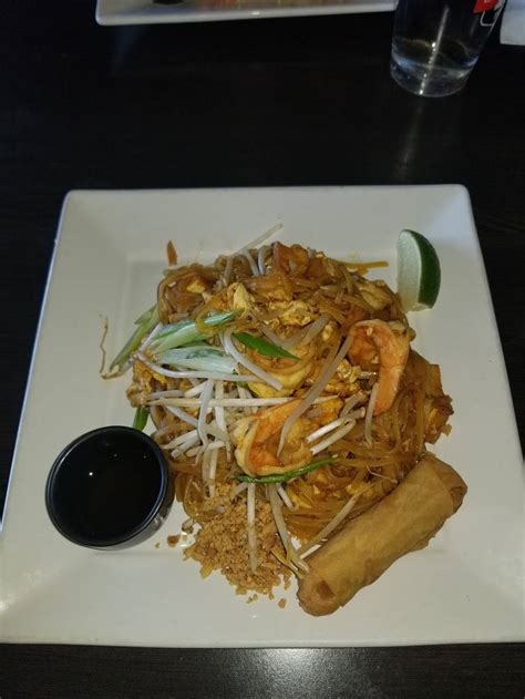 Thai Basil 4550 E Cactus Rd G28 Phoenix Az 85032 Usa