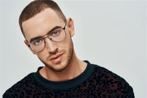 9 Most Convenient Men’s Buzz Cuts With Glasses Hairstylecamp