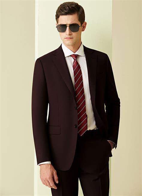 DARK BURGUNDY classic suit – David Zala