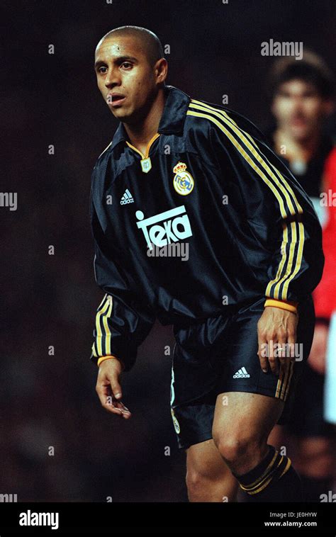 ROBERTO CARLOS REAL MADRID 04 April 2000 Stock Photo - Alamy