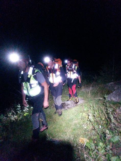 Alpinisti Bloccati Nel Canalone Uno Ha Forti Coliche Salvati Dal